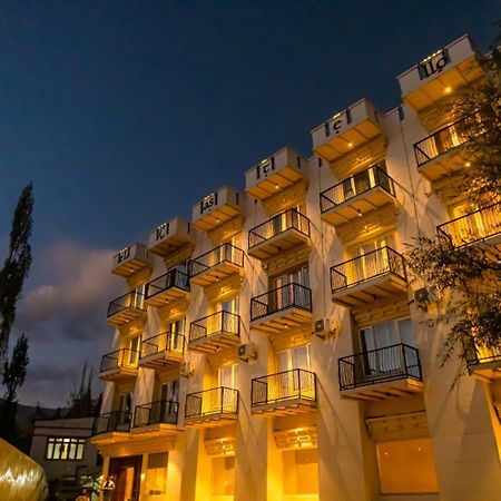 Hotel El Castello Léh Exteriér fotografie